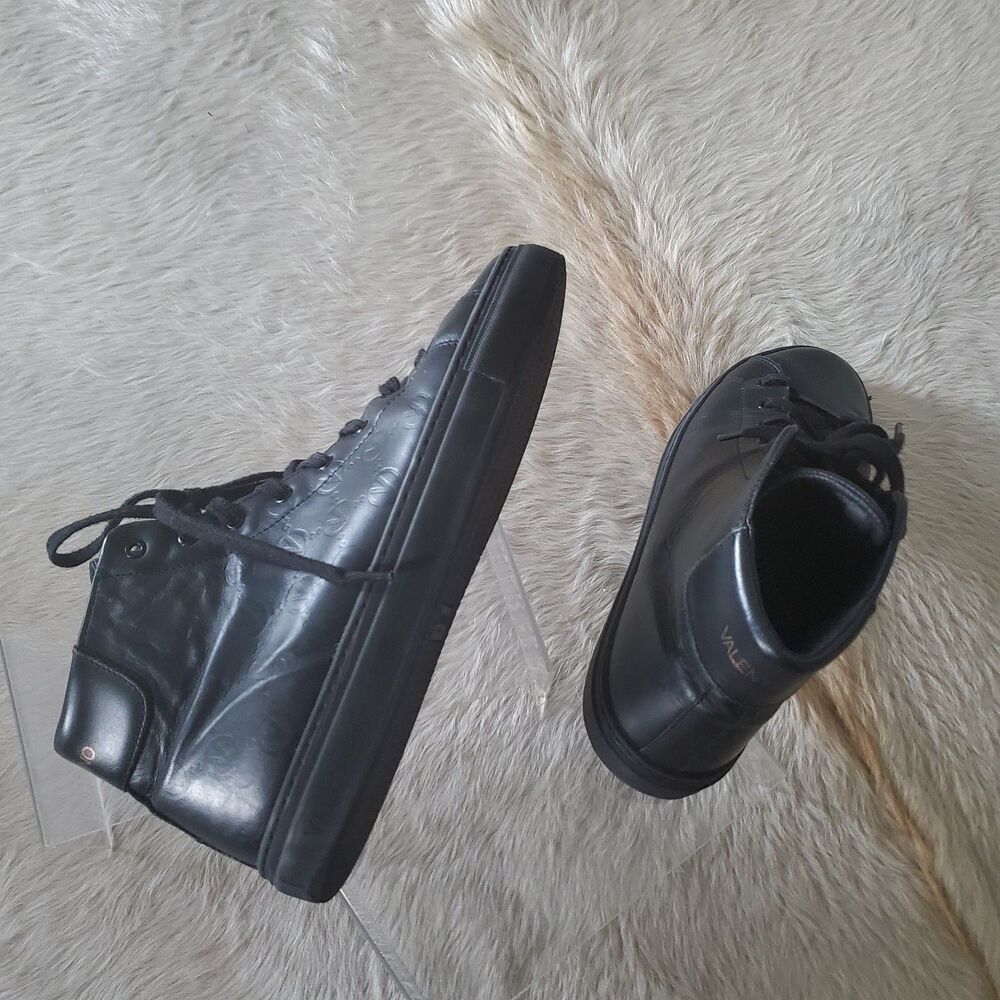 Valentino Men’s High Top Sneakers Size 10 Black Monogram Leather Lace Up Italian - Picture 5 of 16